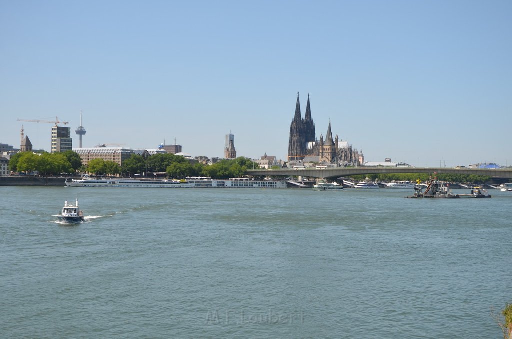 PRhein Koeln Hoehe Hohenzollernbruecke P47.JPG - Miklos Laubert